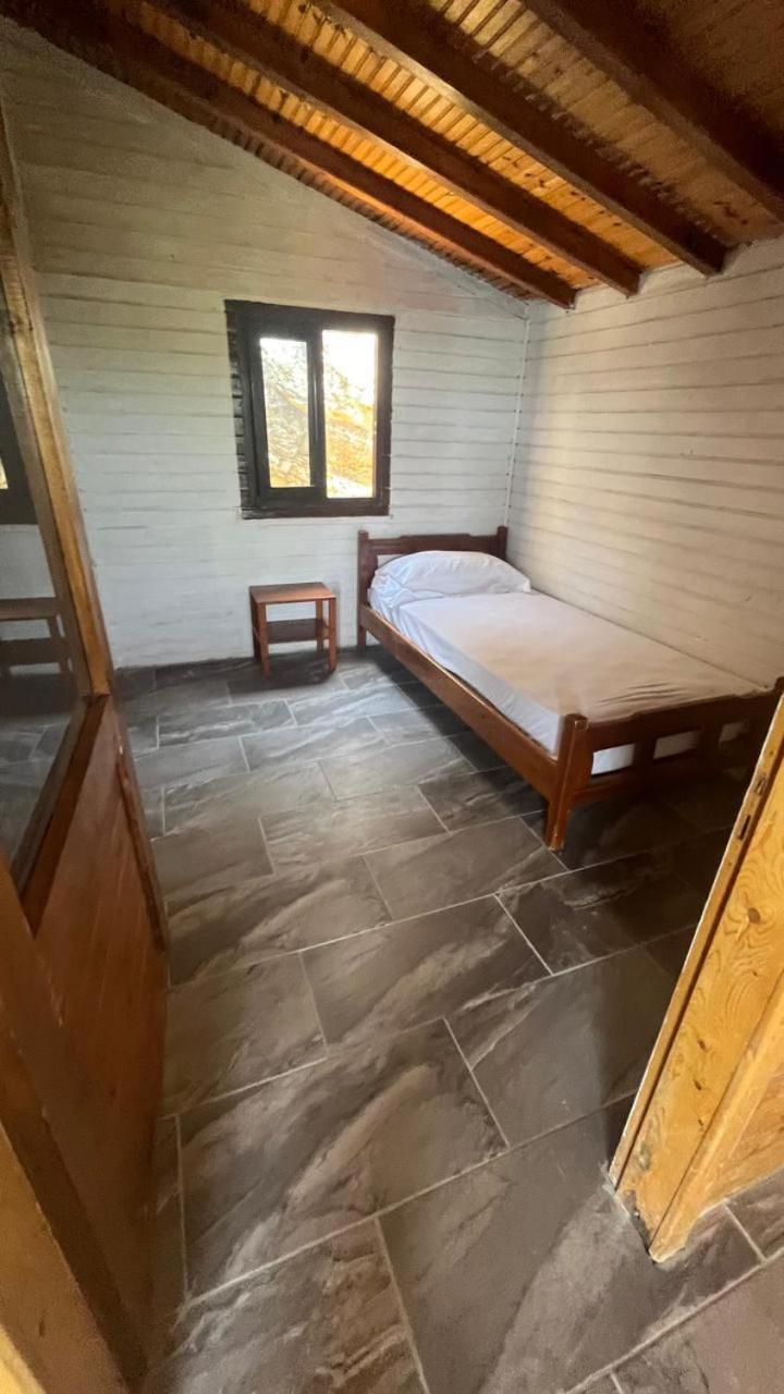 Kongjoni'S Rooms Himarë Dış mekan fotoğraf
